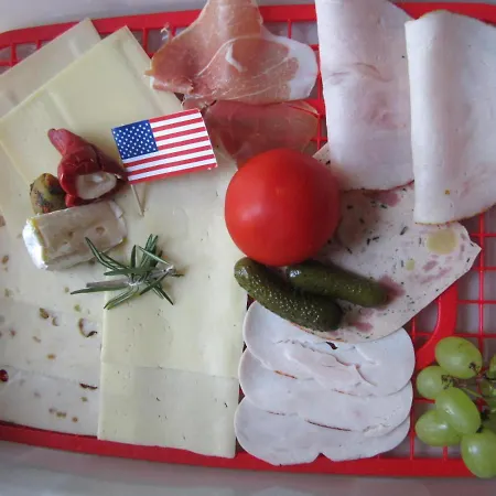 Boardinghouse Ξενοδοχείο με διαμερίσματα 4*