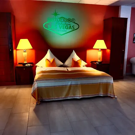 Boardinghouse Ξενοδοχείο με διαμερίσματα 4*