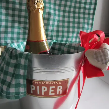 Ξενοδοχείο με διαμερίσματα Boardinghouse